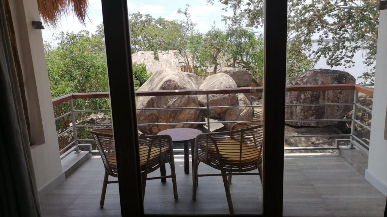 Oruwa Boutique Villas Arugam Bay Exterior photo