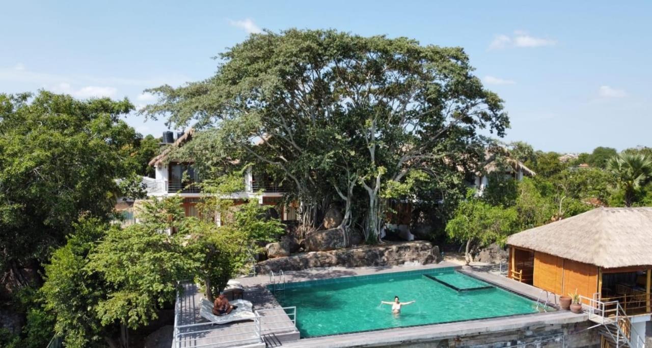 Oruwa Boutique Villas Arugam Bay Exterior photo